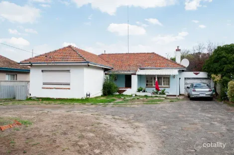 12 Rogers Ave, Katanning, WA 6317