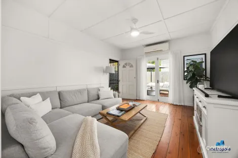 Property photo of 2 Kirwan Street Keperra QLD 4054