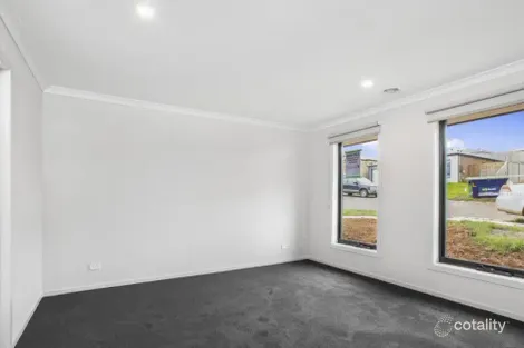 Property photo of 9 Tambo Drive Warragul VIC 3820