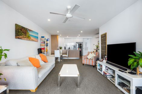 Property photo of 103/2729-2733 Gold Coast Highway Broadbeach QLD 4218
