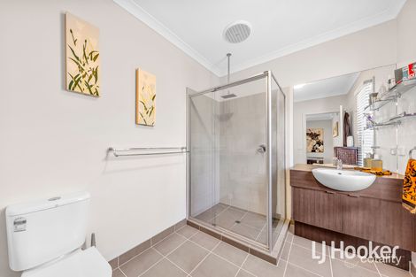 Property photo of 20 Royal Circuit Point Cook VIC 3030
