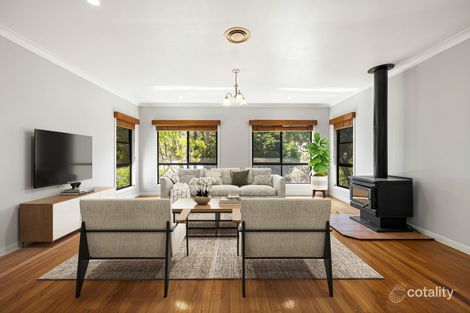 Property photo of 28 Hilltop Crescent Blue Mountain Heights QLD 4350