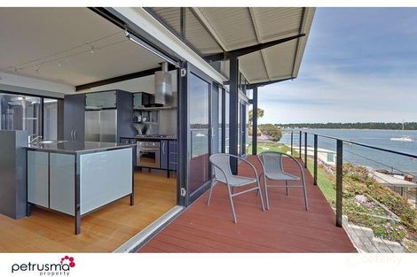 Property photo of 73 Lewisham Scenic Drive Lewisham TAS 7173