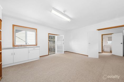 Property photo of 18 Seidel Avenue Picnic Point NSW 2213