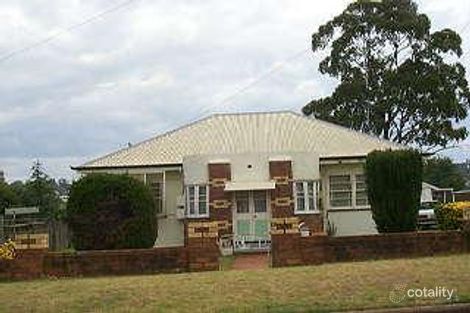 9 Kenilworth St, North Toowoomba, QLD 4350