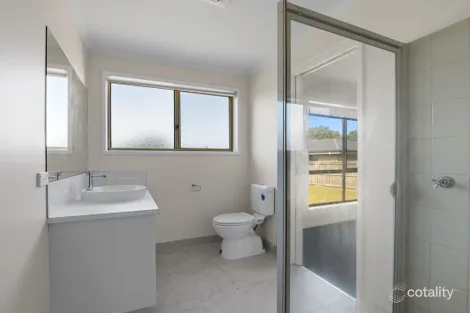 Property photo of 25 Whites Road Warrnambool VIC 3280