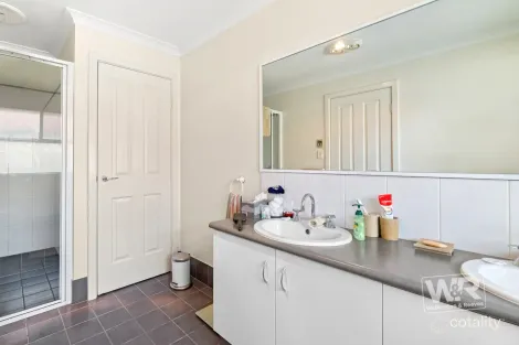 Property photo of 4 Spring Street Little Grove WA 6330