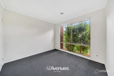 Property photo of 4 Windella Grove Skye VIC 3977