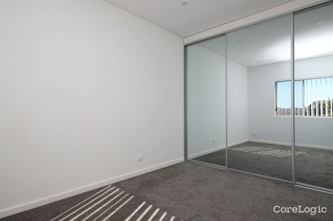 Property photo of 23/5 White Avenue Bankstown NSW 2200