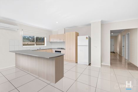 Property photo of 17 Moore Mews Pakenham VIC 3810