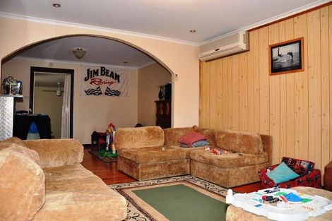 Property photo of 18 Noora Crescent Munno Para SA 5115