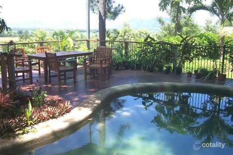 Property photo of 18 Amaroo Close Smithfield QLD 4878