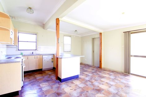 Property photo of 25 Bonarius Street Warners Bay NSW 2282