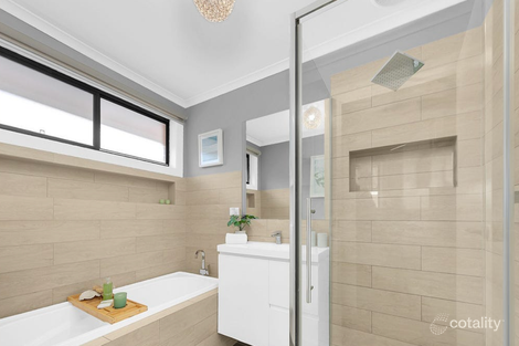 Property photo of 1 Tahara Court Thomastown VIC 3074