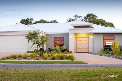 Property photo of 14 Carbone Court Buronga NSW 2739