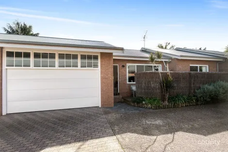 Property photo of 2/172-174 Ocean Street Narrabeen NSW 2101