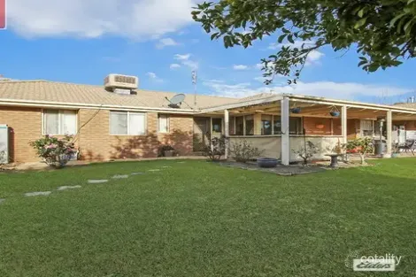 Property photo of 8 Elmslie Circuit West Wodonga VIC 3690