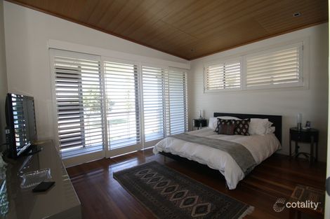 Property photo of 4 Anglers Esplanade Runaway Bay QLD 4216