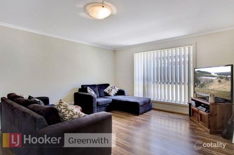 Property photo of 15 The Circuit Smithfield SA 5114