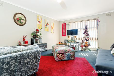 Property photo of 2/14 Minogue Crescent Hoppers Crossing VIC 3029