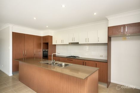 Property photo of 30 Sundowner Court Mermaid Waters QLD 4218