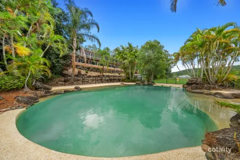 139 Clagiraba Rd, Clagiraba, QLD 4211