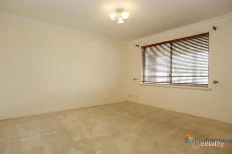 Property photo of 2/27 Colchester Gardens Ballajura WA 6066