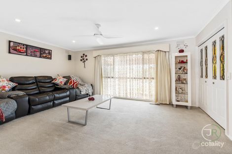Property photo of 14 Clairmont Avenue Cranbourne VIC 3977