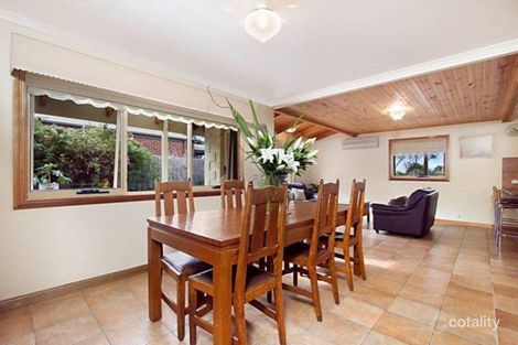 Property photo of 2 Eucalypt Court Riddells Creek VIC 3431
