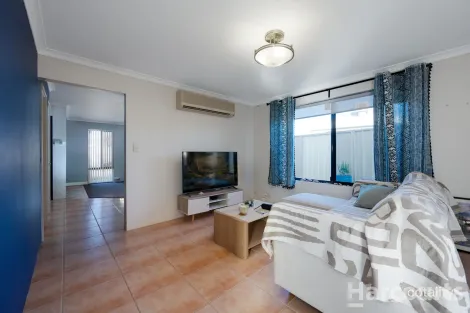 Property photo of 1 Chusan Lane Currambine WA 6028