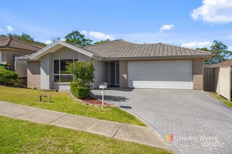 3 Yarra Pl, Wadalba, NSW 2259