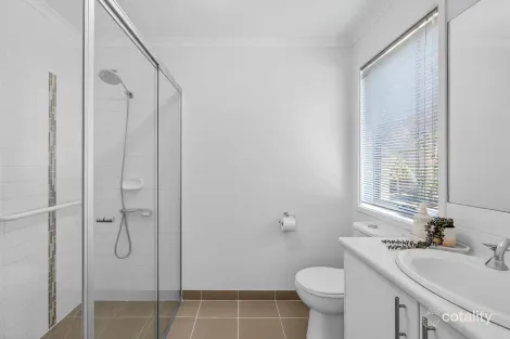Property photo of 33 Centreside Drive Torquay VIC 3228