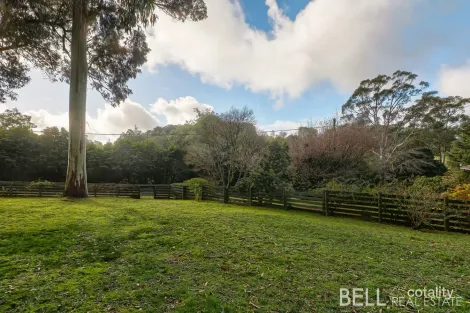 Property photo of 70 Beaconsfield-Emerald Road Emerald VIC 3782