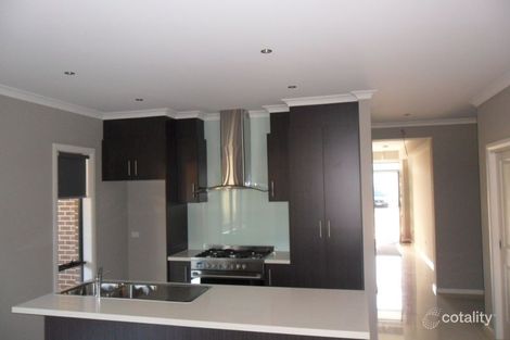 Property photo of 26 Manny Paul Circuit Burnside Heights VIC 3023