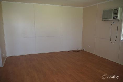 Property photo of 3 Purvis Court Dysart QLD 4745