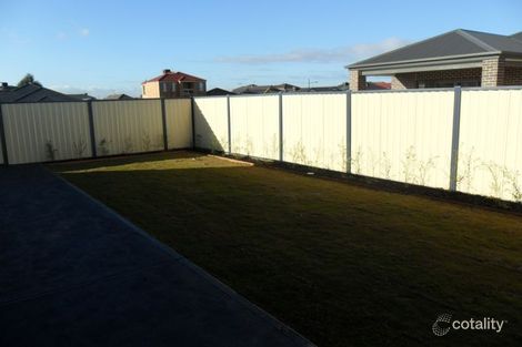 Property photo of 26 Manny Paul Circuit Burnside Heights VIC 3023