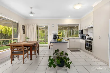 Property photo of 6 Greglyn Court Mount Clear VIC 3350