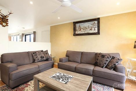 Property photo of 20 Wakenshaw Crescent Pakenham VIC 3810