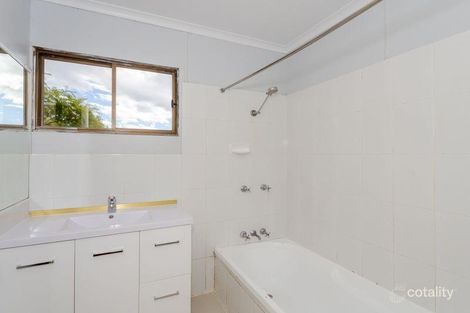 Property photo of 14 Box Street Kin Kora QLD 4680