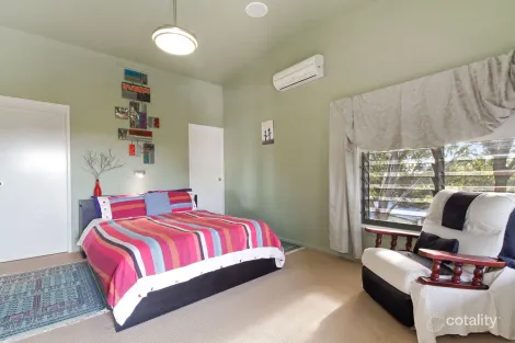 Property photo of 84 Crescent Drive Russell Island QLD 4184