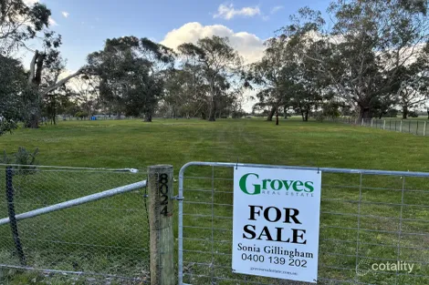 8024 Hamilton Hwy, Tarrington, VIC 3301
