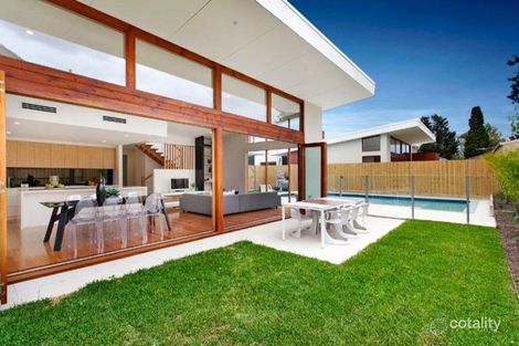 Property photo of 2/40 Glen Iris Road Camberwell VIC 3124
