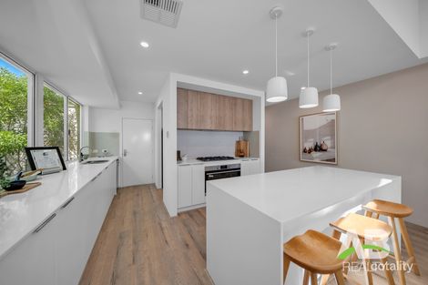 Property photo of 30 Overland Approach Wanneroo WA 6065