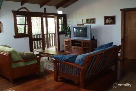 Property photo of 3 Wilpy Place Ocean Shores NSW 2483