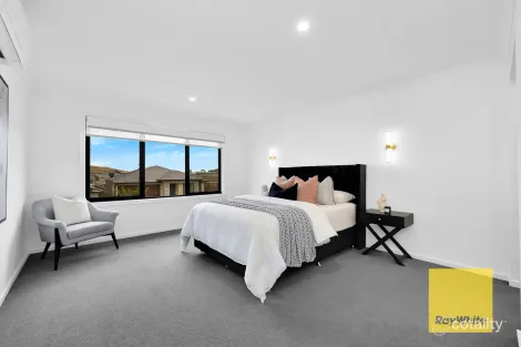 Property photo of 16 Bayview Circuit Mernda VIC 3754