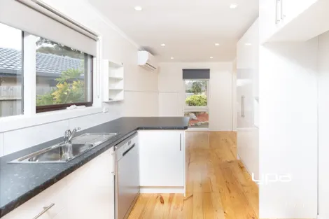 Property photo of 36 Deakin Street Sunbury VIC 3429