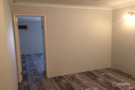 Property photo of 35 Parrotbush Crescent Ellenbrook WA 6069