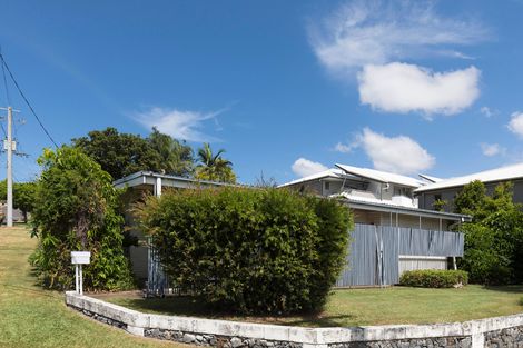 127 Hawthorne Rd, Hawthorne, QLD 4171