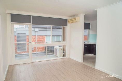 Property photo of 17/323 Beaconsfield Parade St Kilda West VIC 3182
