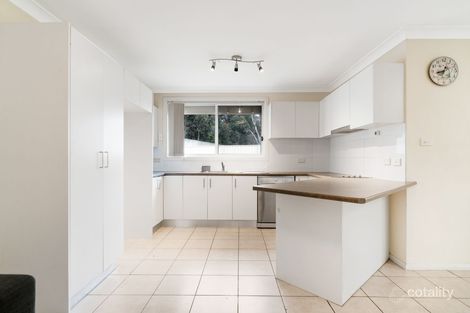 Property photo of 15 Bellerive Close West Hoxton NSW 2171